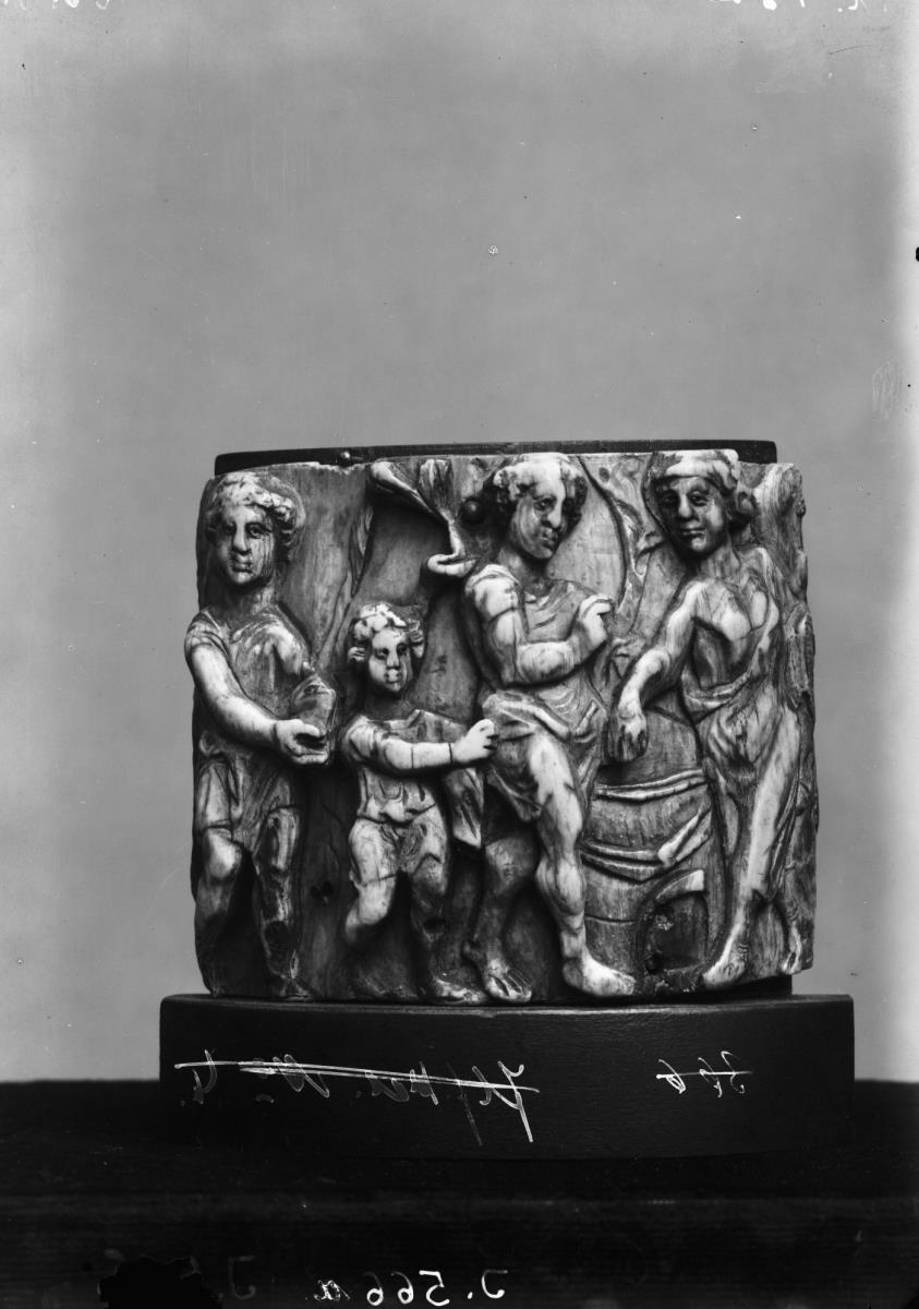 Fragment einer Pyxis mit Szene aus der biblischen Josephsgeschichte