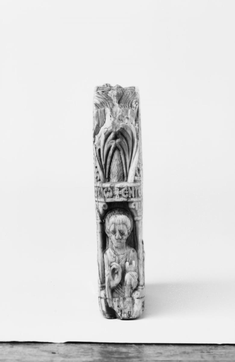 Griff eines Kammes mit Kaiser Leon VI.