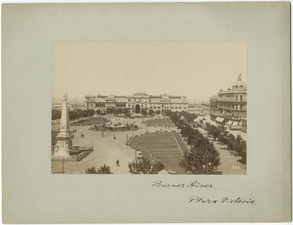 Plaza Victoria. Buenos Aires