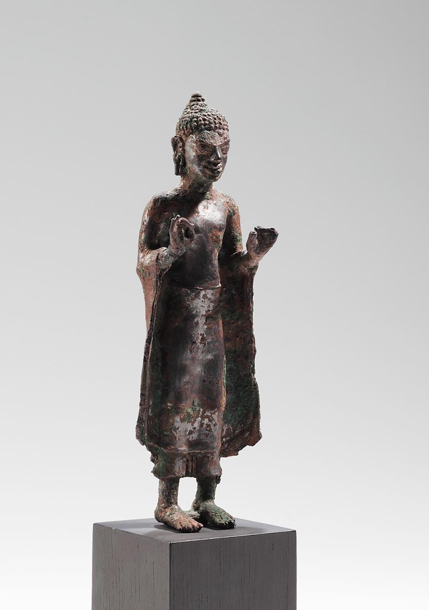 Stehender Buddha