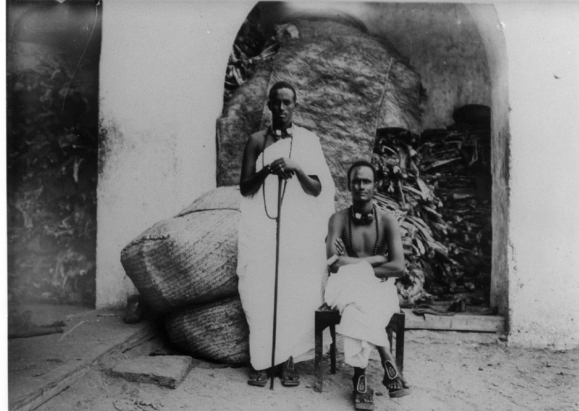 Dankali (ein Somalistamm), Kaffeesäcke aus Bast.