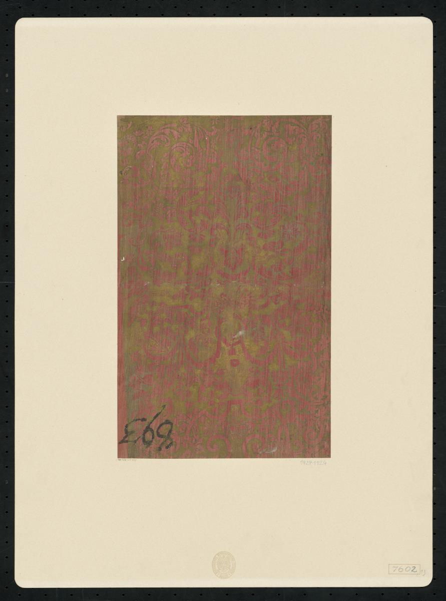 Brokatpapier (Akanthus mit Blüten, Figur und Masken)