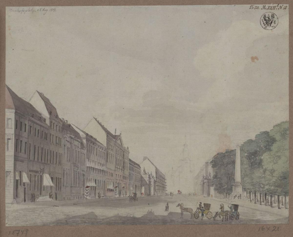 Berlin, Spittelmarkt. Gertraudenkirche. Ansicht der Leipziger Straße vom Dönhoffplatz zur Kirche mit ihrem barocken Turm