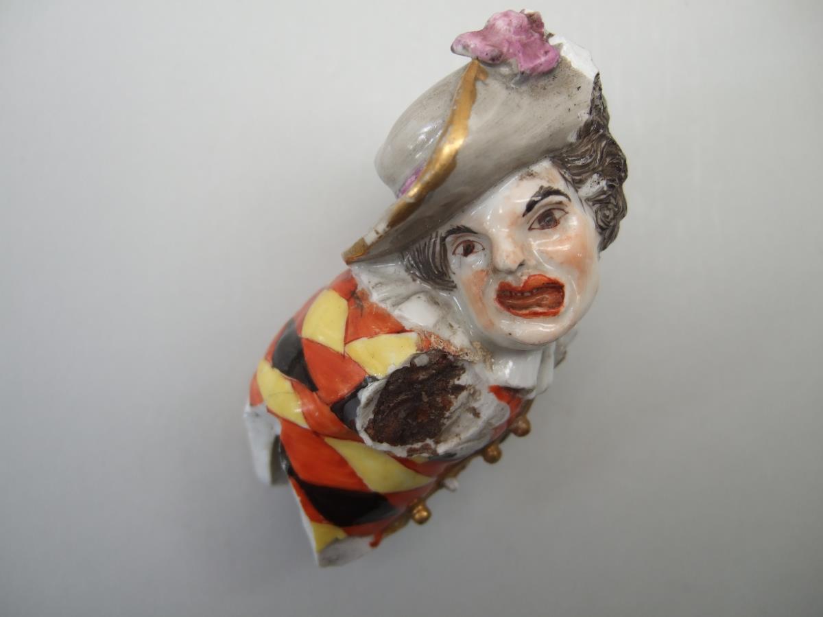 Der erschrockene Harlekin