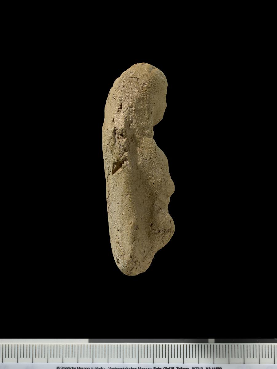 Terrakotte einer weiblichen Figur mit Säugling im Arm
