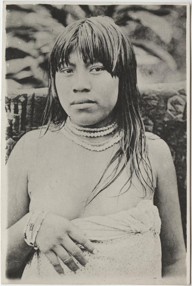 "India Chamacoco, 'Tásiga', Puerto 14 de Mayo"
