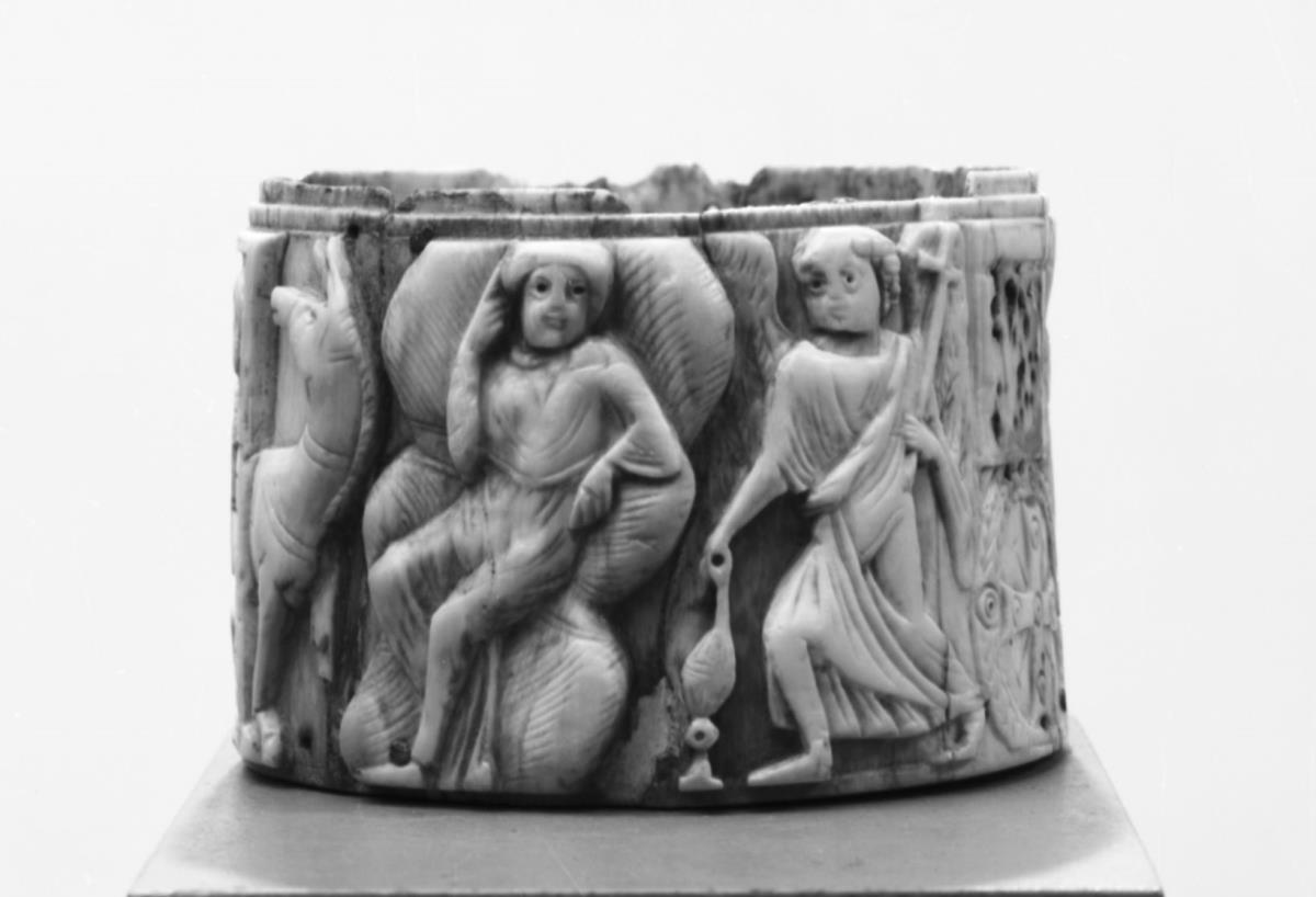 Dose (Pyxis) mit Marienszenen