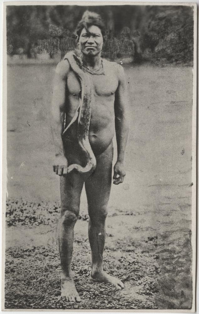 "Indio Chamacoco, 'Millet', Puerto 14 de Mayo"