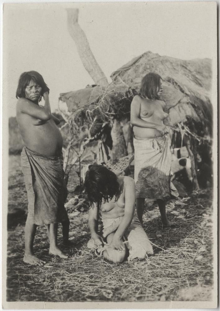 Indianerinnnen-Gruppe