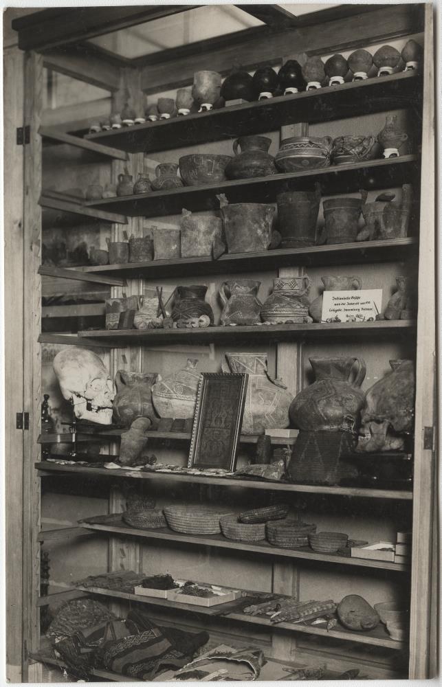 Museumsschrank