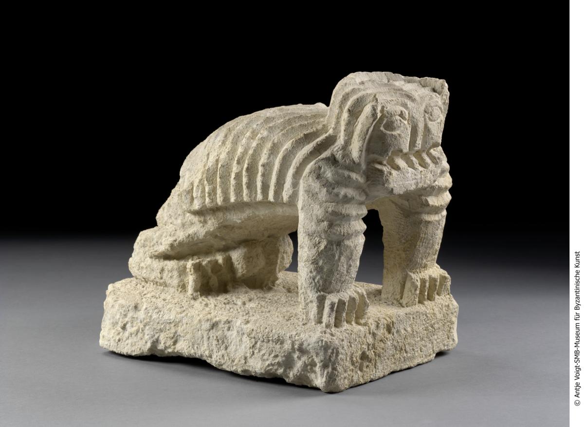 Löwenstatuette