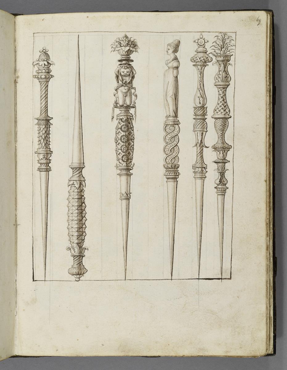 Codex Mantegna, sechs Stiletten mit verzeirten Griffen