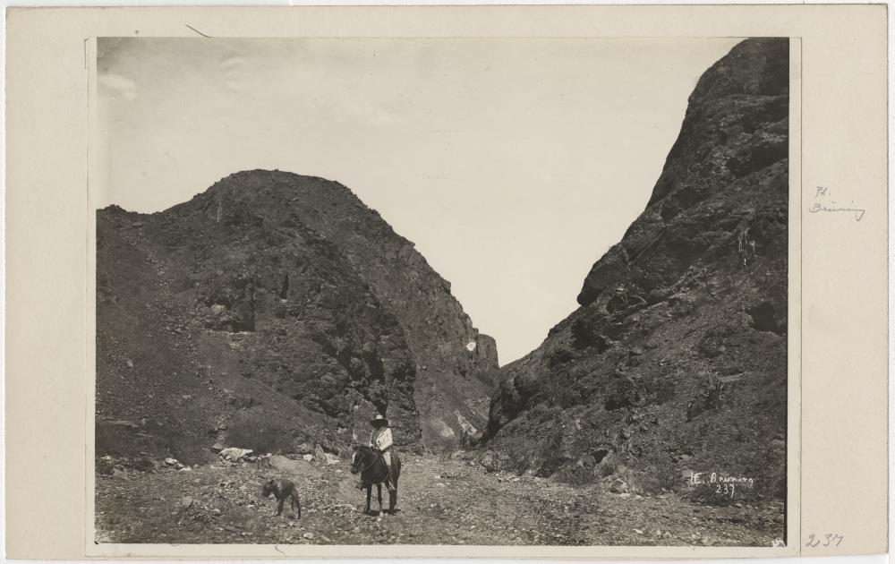 Reiter in der Schlucht bei Menocucho, Valle de Sta. Catalina (Trujillo)