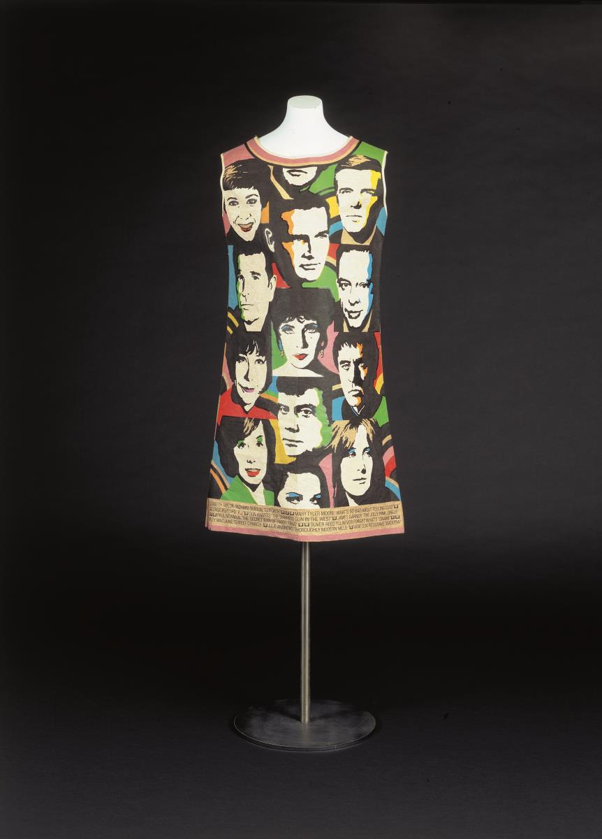 Minikleid aus Papiervlies, bedruckt mit Hollywood Schauspielerporträts nach Andy Warhol. "The Big Ones of '68".