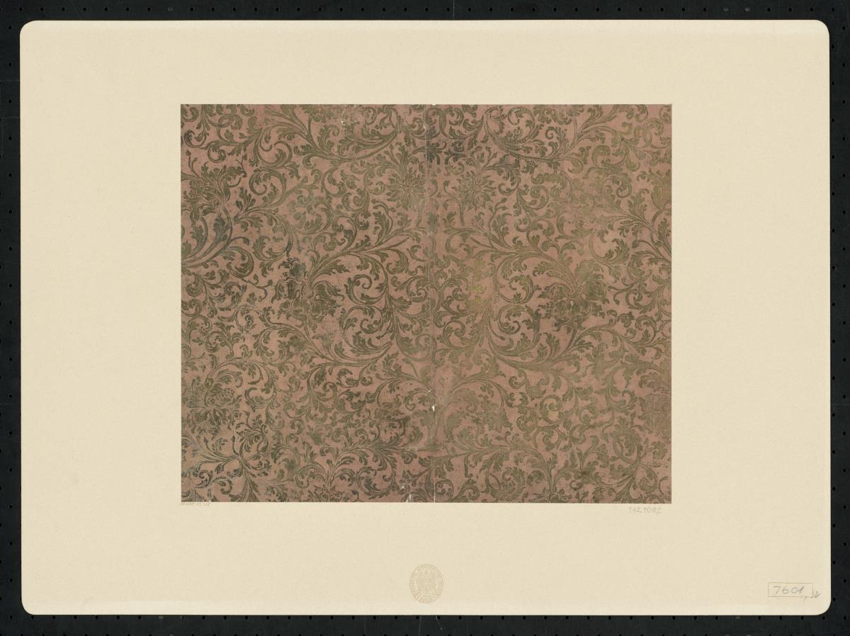 Brokatpapier (Akanthus mit großen Blüten)