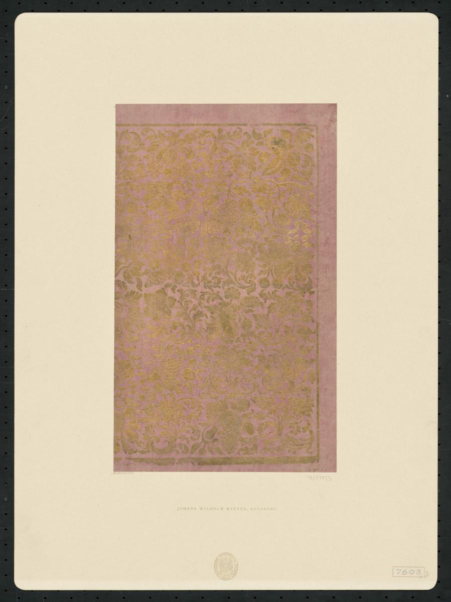 Brokatpapier (geschlungene Ranken mit Blüten und Früchten)