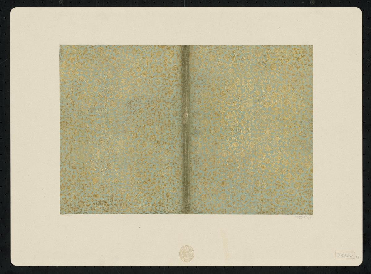 Brokatpapier (engstehende, kleine kurze Ranken mit Blüten und Früchten)