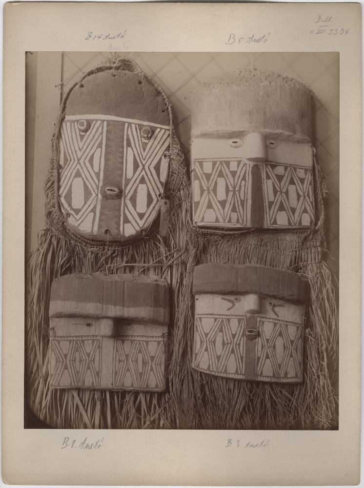 Masken, gesammelt von Karl von den Steinen während der 2. Xingu-Expedition