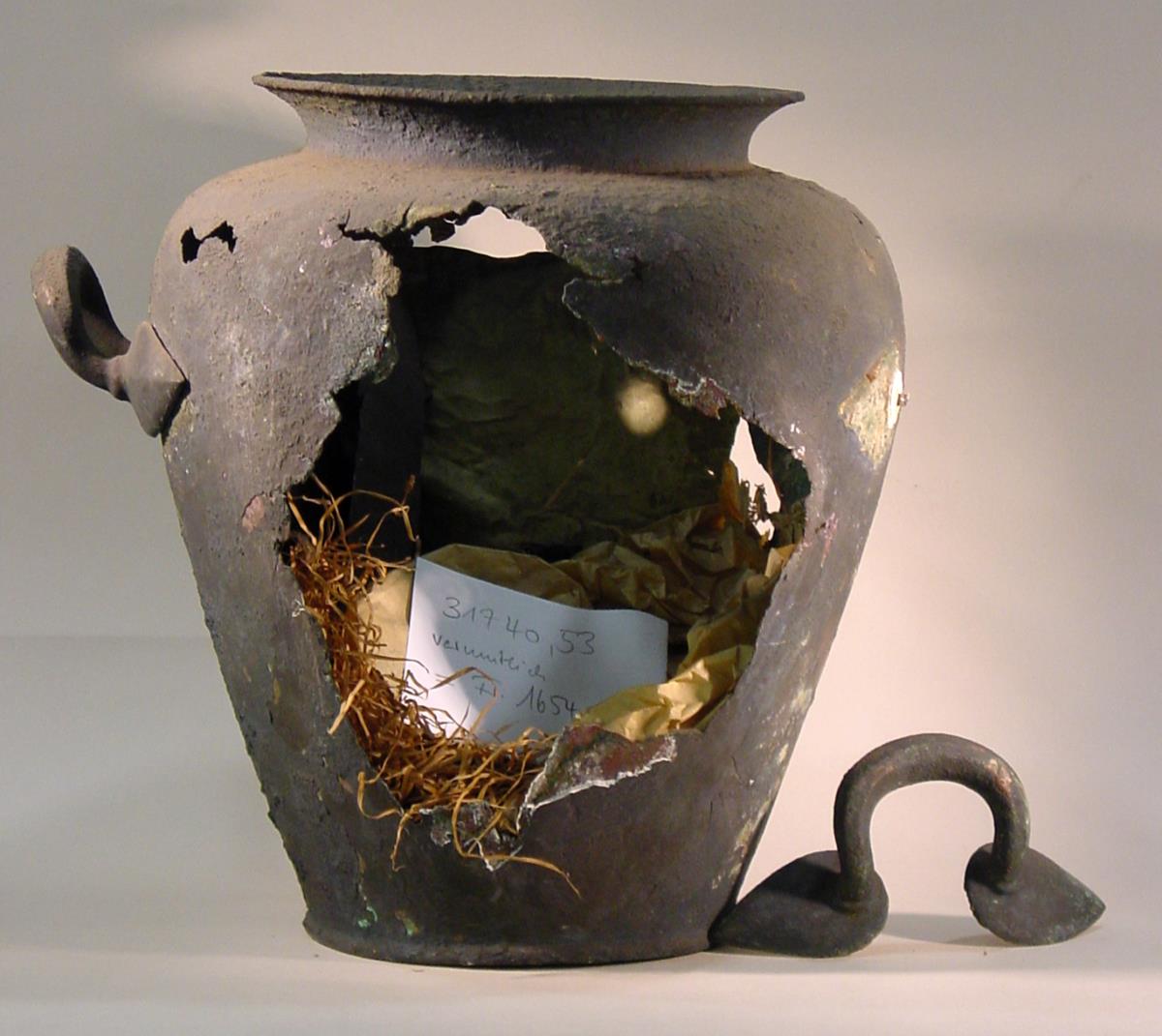 Amphora, krukenförmig, mit zum Heben bestimmten Henkeln