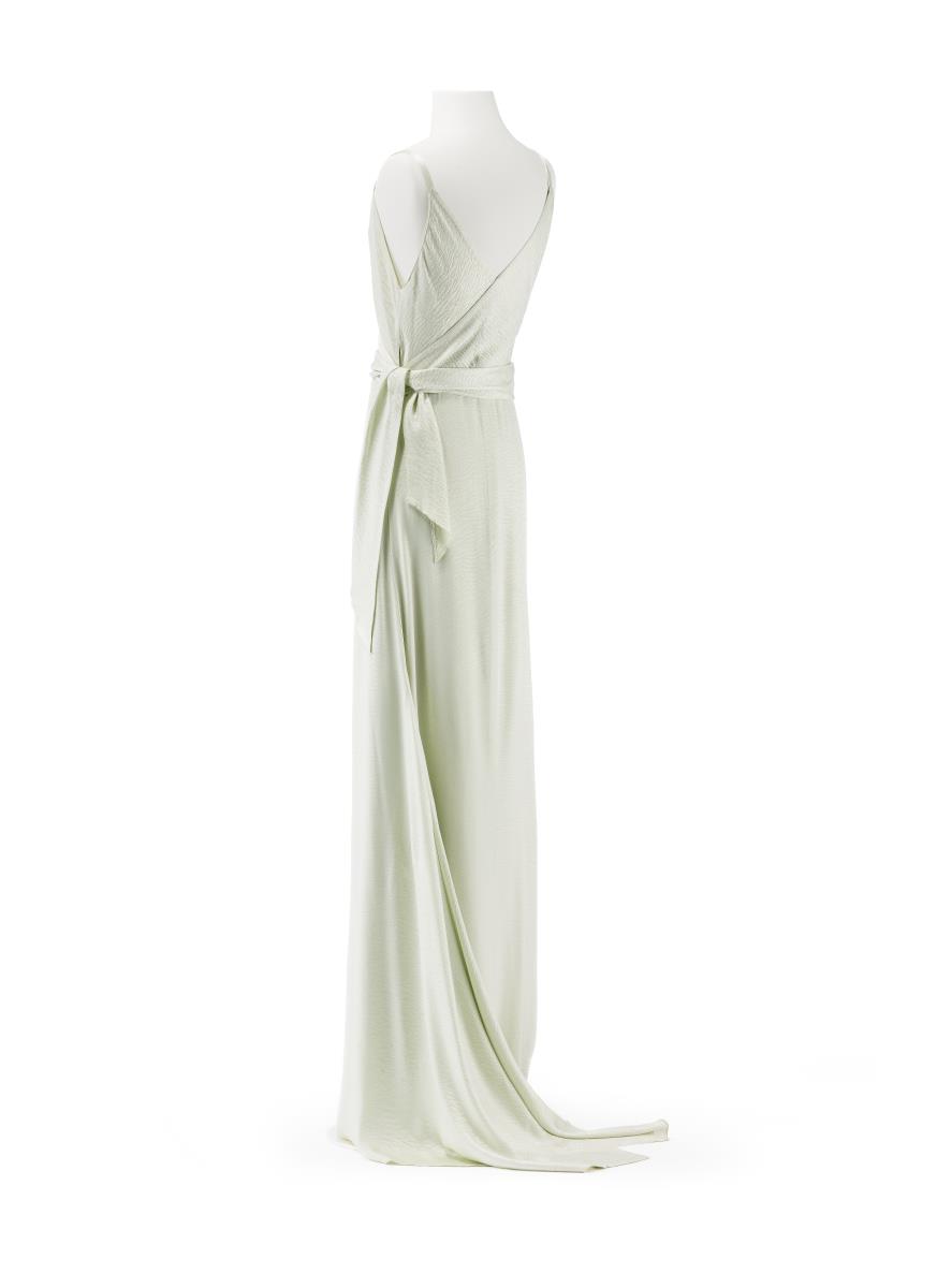 Pistaziengrünes Abendkleid mit Schleppe