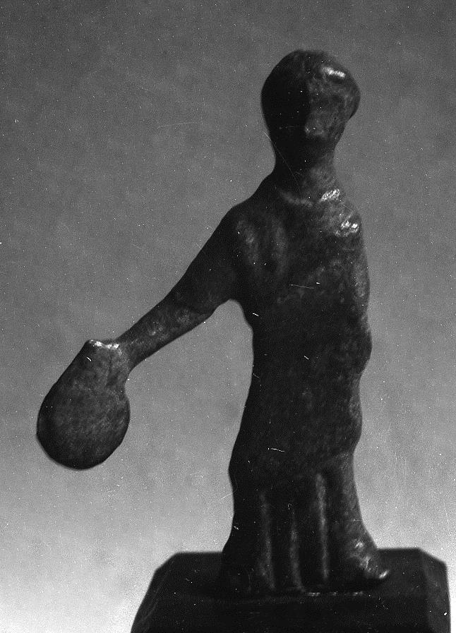 Statuette einer Priesterin