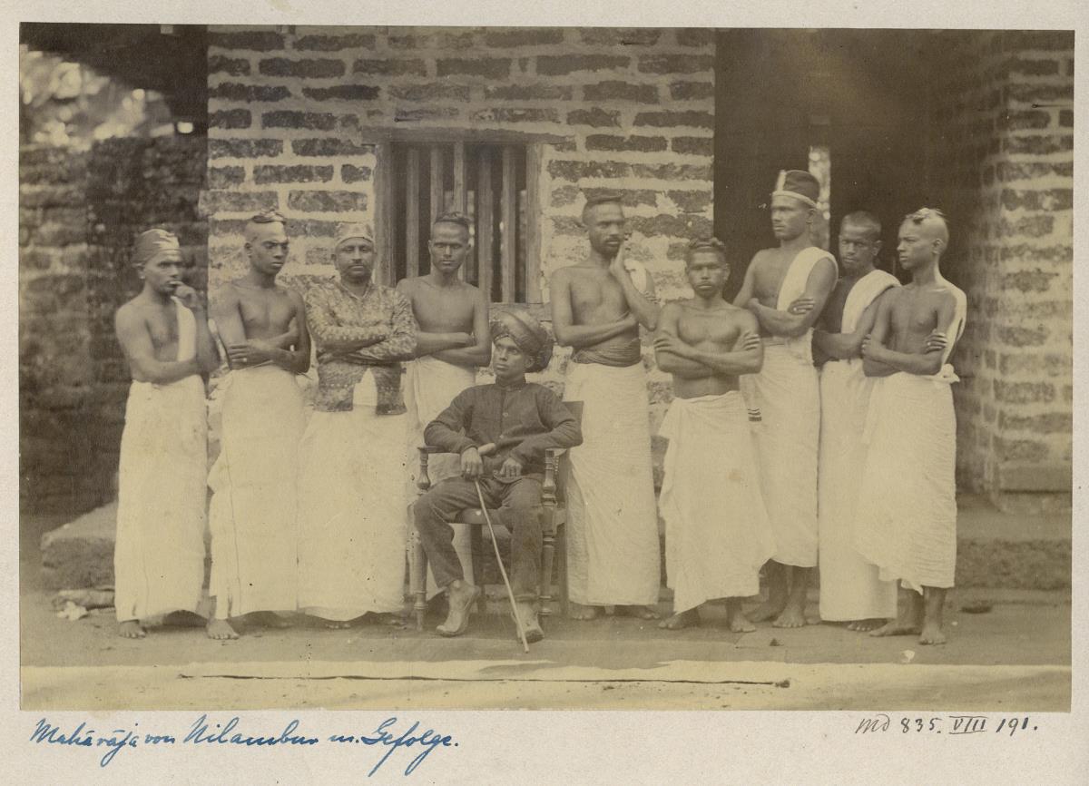 Maharaja von Nilambur m. Gefolge