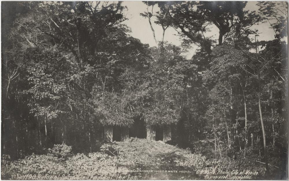 Sonnentempel, Vorderansicht