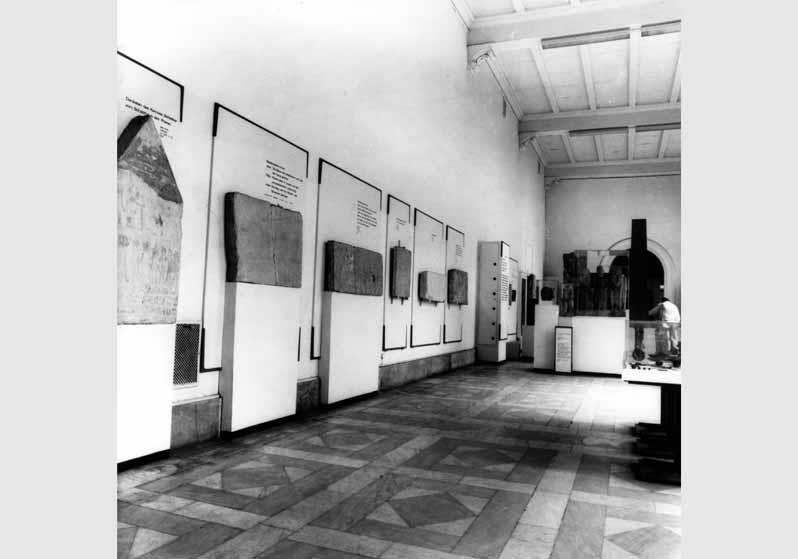 Aufstellung des Ägyptischen Museums und der Papyrussammlung im Bode-Museum, Saal des späten Neuen Reiches, Raum 6