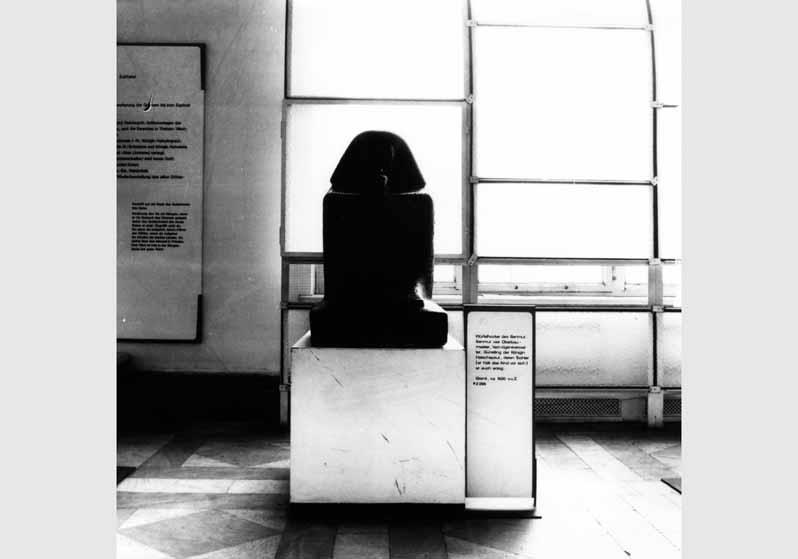 Aufstellung des Ägyptischen Museums und der Papyrussammlung im Bode-Museum, Saal des frühen Neuen Reiches, Raum 4