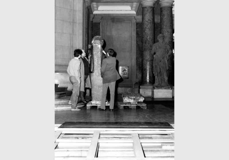 Abbau der ständigen Ausstellung des Ägyptischen Museums und der Papyrussammlung im Bode-Museum