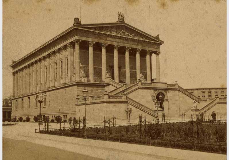 Blick von Süden auf die Nationalgalerie