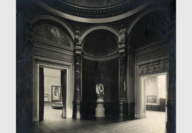 Blick in die Ausstellung der Nationalgalerie, Kuppelsaal