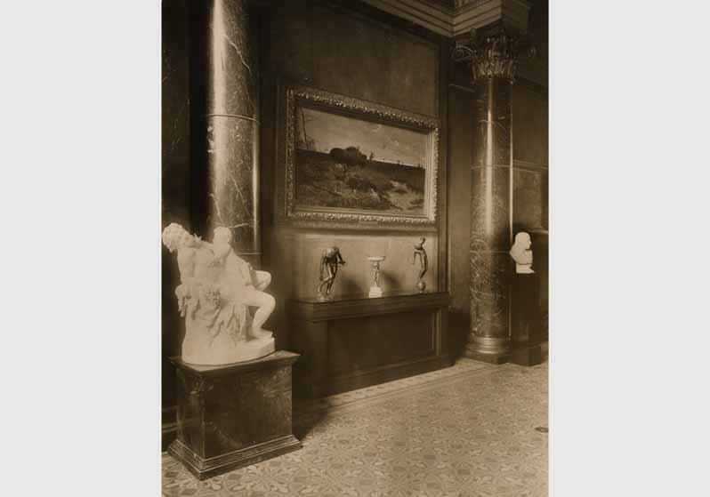 Blick in die Ausstellung der Nationalgalerie, Querhalle