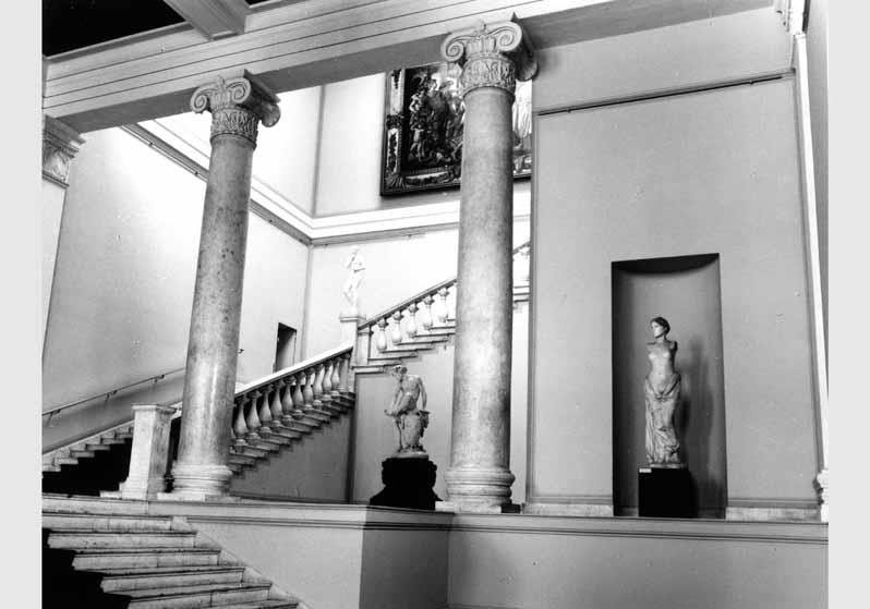 Blick in die Ausstellung der Nationalgalerie