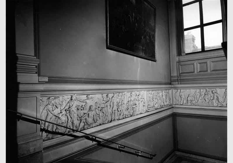 Blick in das Treppenhaus der Nationalgalerie