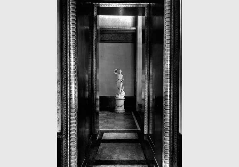 Blick in die Ausstellung "Schule des Sehens" von Ludwig Justi in der Nationalgalerie