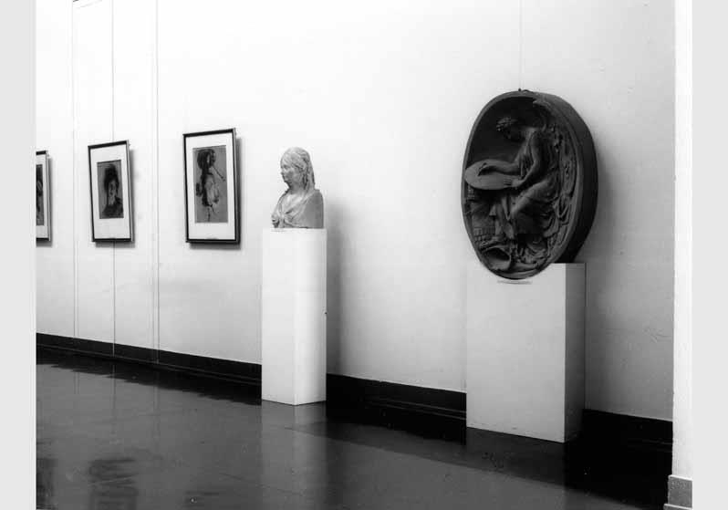 Blick in die Ausstellung "Johann Gottfried Schadow 1764 - 1850 - Bildwerke, Zeichnungen und Druckgraphik" vom 31. Okt. 1964 - Juli 1965 in der Nationalgalerie