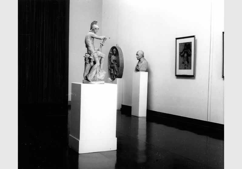 Blick in die Ausstellung "Johann Gottfried Schadow 1764 - 1850 - Bildwerke, Zeichnungen und Druckgraphik" vom 31. Okt. 1964 - Juli 1965 in der Nationalgalerie