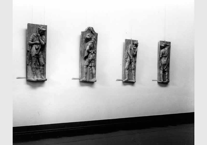 Blick in die Ausstellung "Johann Gottfried Schadow 1764 - 1850 - Bildwerke, Zeichnungen und Druckgraphik" vom 31. Okt. 1964 - Juli 1965 in der Nationalgalerie