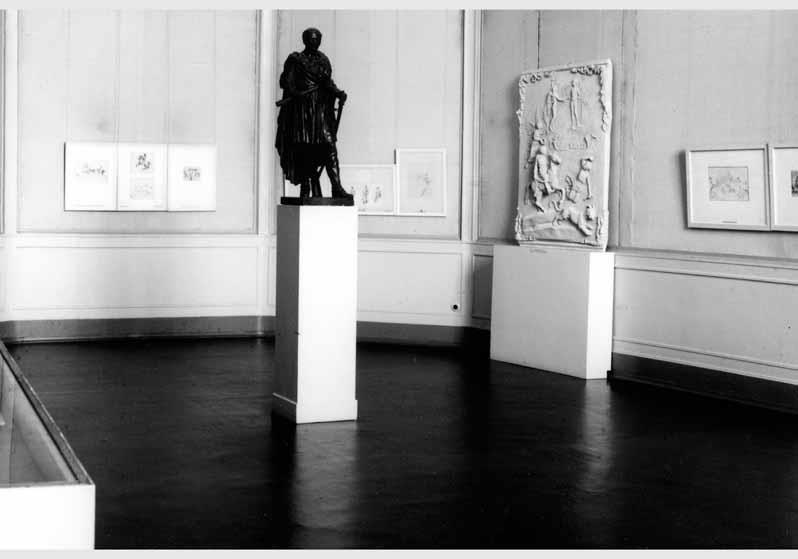 Blick in die Ausstellung "Johann Gottfried Schadow 1764 - 1850 - Bildwerke, Zeichnungen und Druckgraphik" vom 31. Okt. 1964 - Juli 1965 in der Nationalgalerie