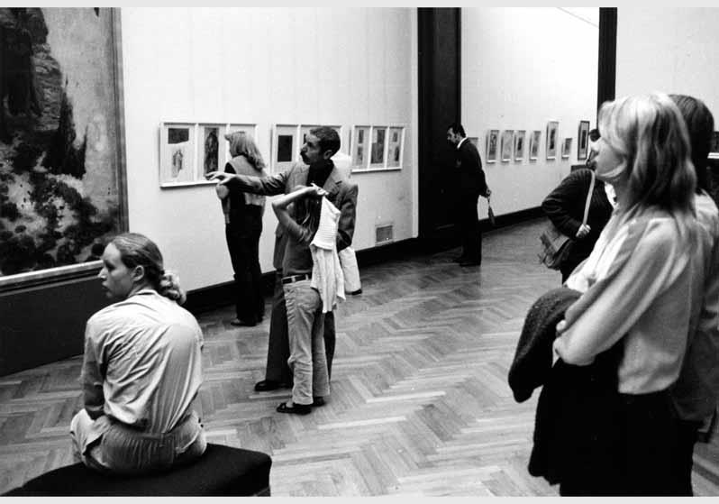 Besucher in der Ausstellung "Adolph Menzel - Gemälde und Zeichnungen" vom 04. Juli 1980 - 02. Nov. 1980 in der Nationalgalerie