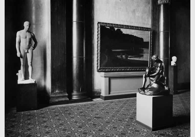 Blick in die Ausstellung der Nationalgalerie, Querhalle