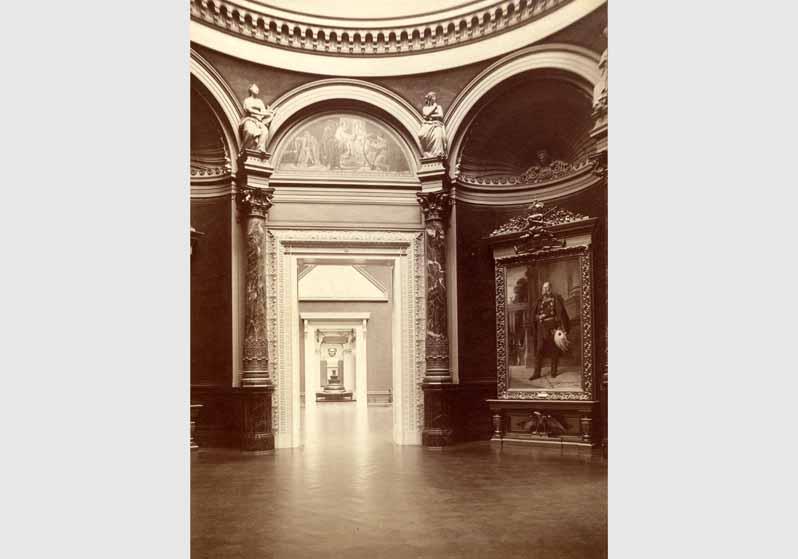 Blick in die Ausstellung der Nationalgalerie, Kuppel-Saal
