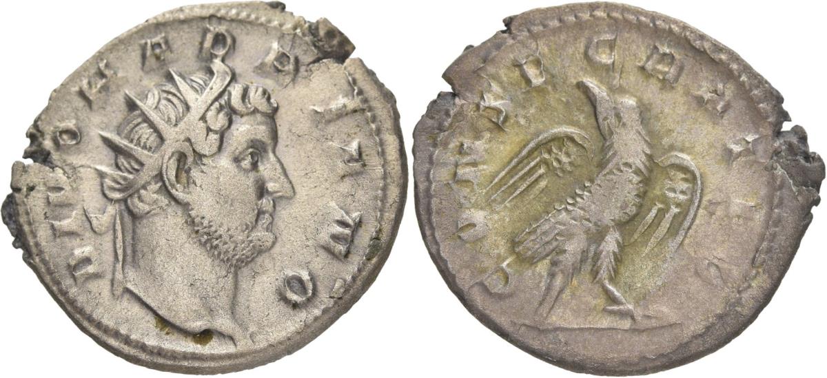 Divi: Divus Hadrianus