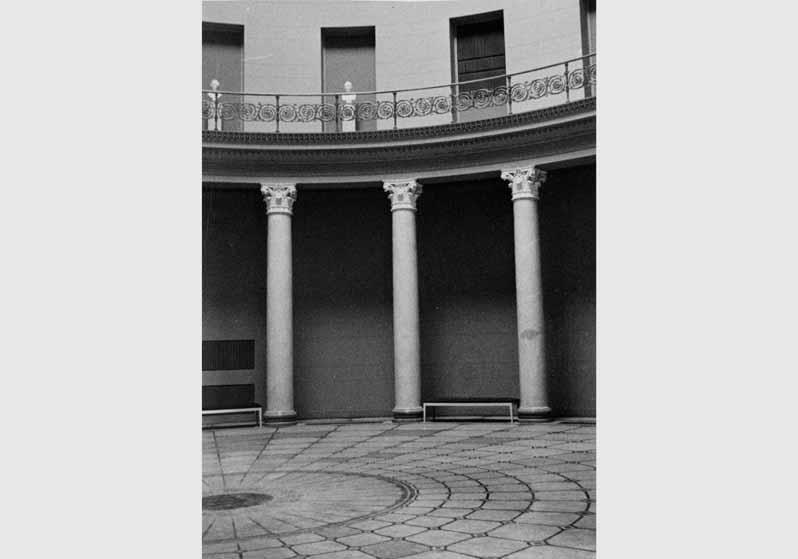 Blick in die Rotunde des Alten Museums anlässlich der Eröffnung am 05. Oktober 1966