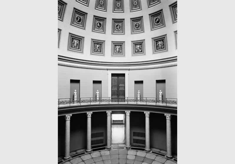 Blick in die Rotunde des Alten Museums