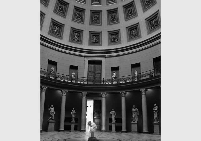 Blick in die Rotunde des Alten Museums