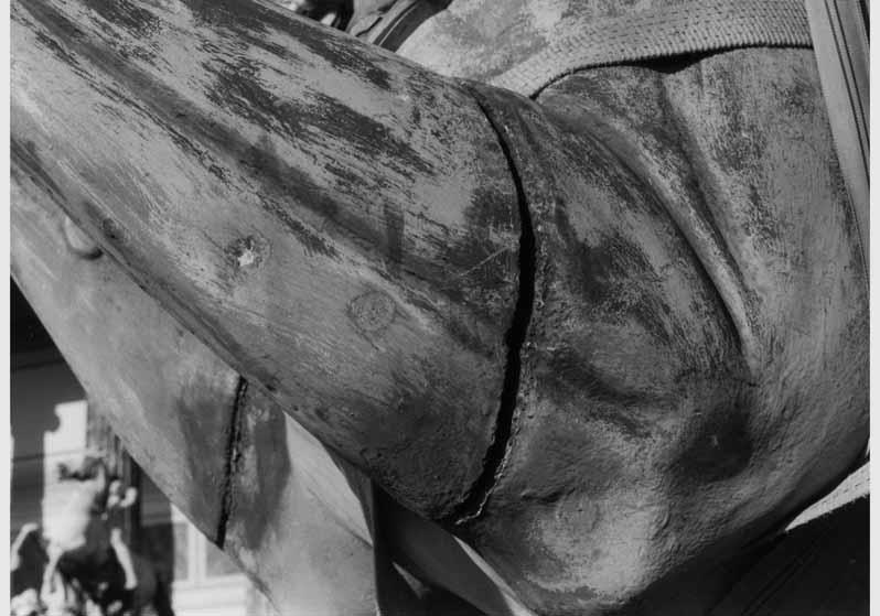 Demontage der Statue "Rossbändiger" von Christian Friedrich Tieck vom Dach des Alten Museums
