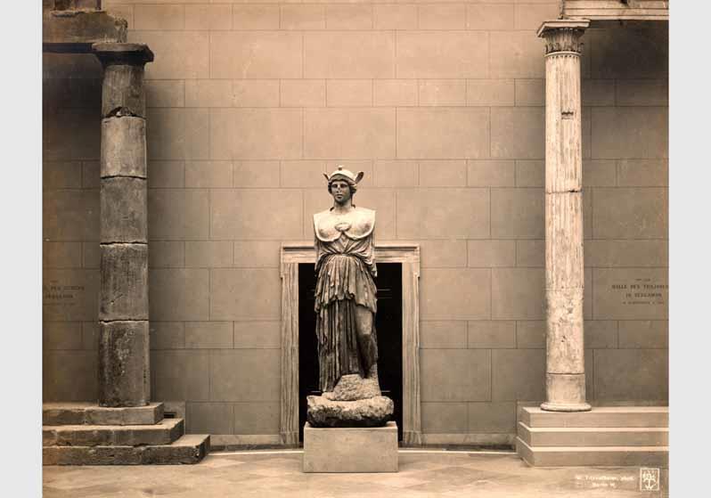 Blick in den Lichthof des Alten Pergamonmuseums