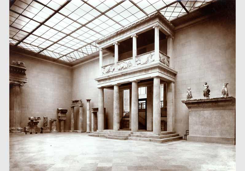 Blick in den Telephossaal im Alten Pergamonmuseum